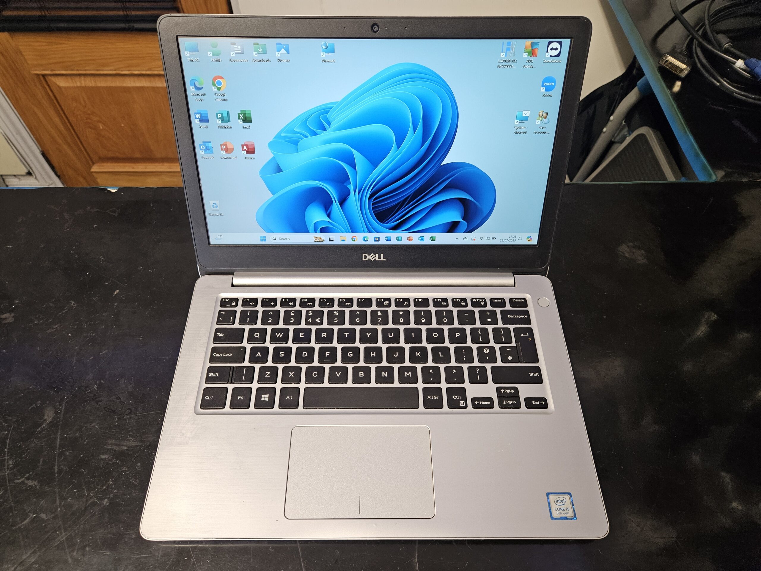 Dell Inspiron 13"